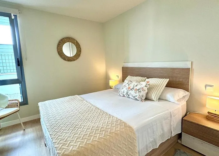 & Pool アパート *